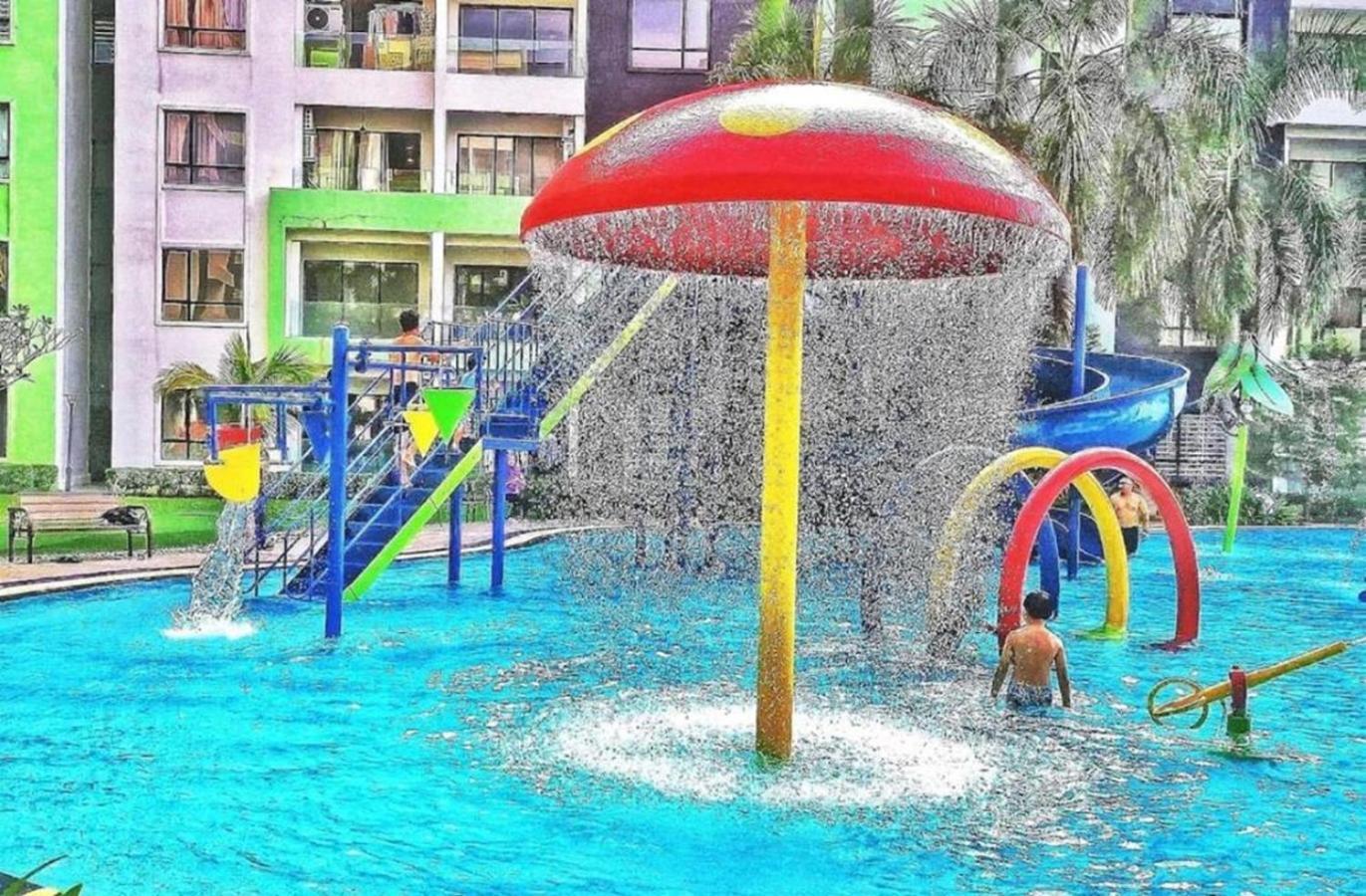 Ipoh Waterpark Manhattan Premium Suites By Iwh Suites Exterior photo
