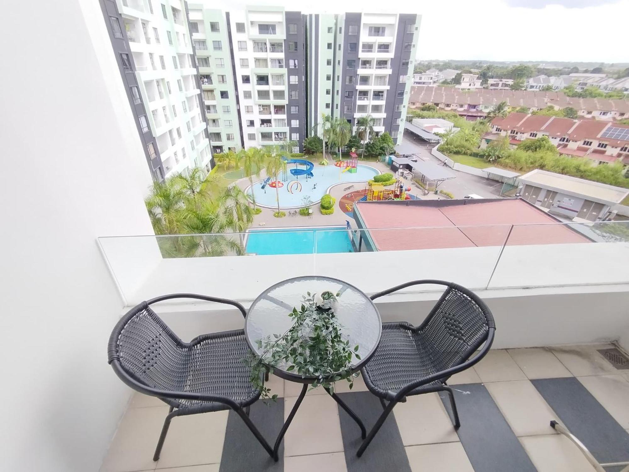 Ipoh Waterpark Manhattan Premium Suites By Iwh Suites Exterior photo