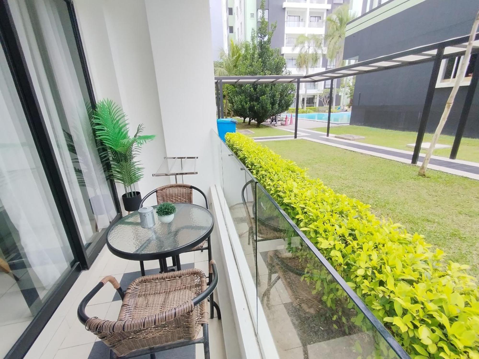 Ipoh Waterpark Manhattan Premium Suites By Iwh Suites Exterior photo