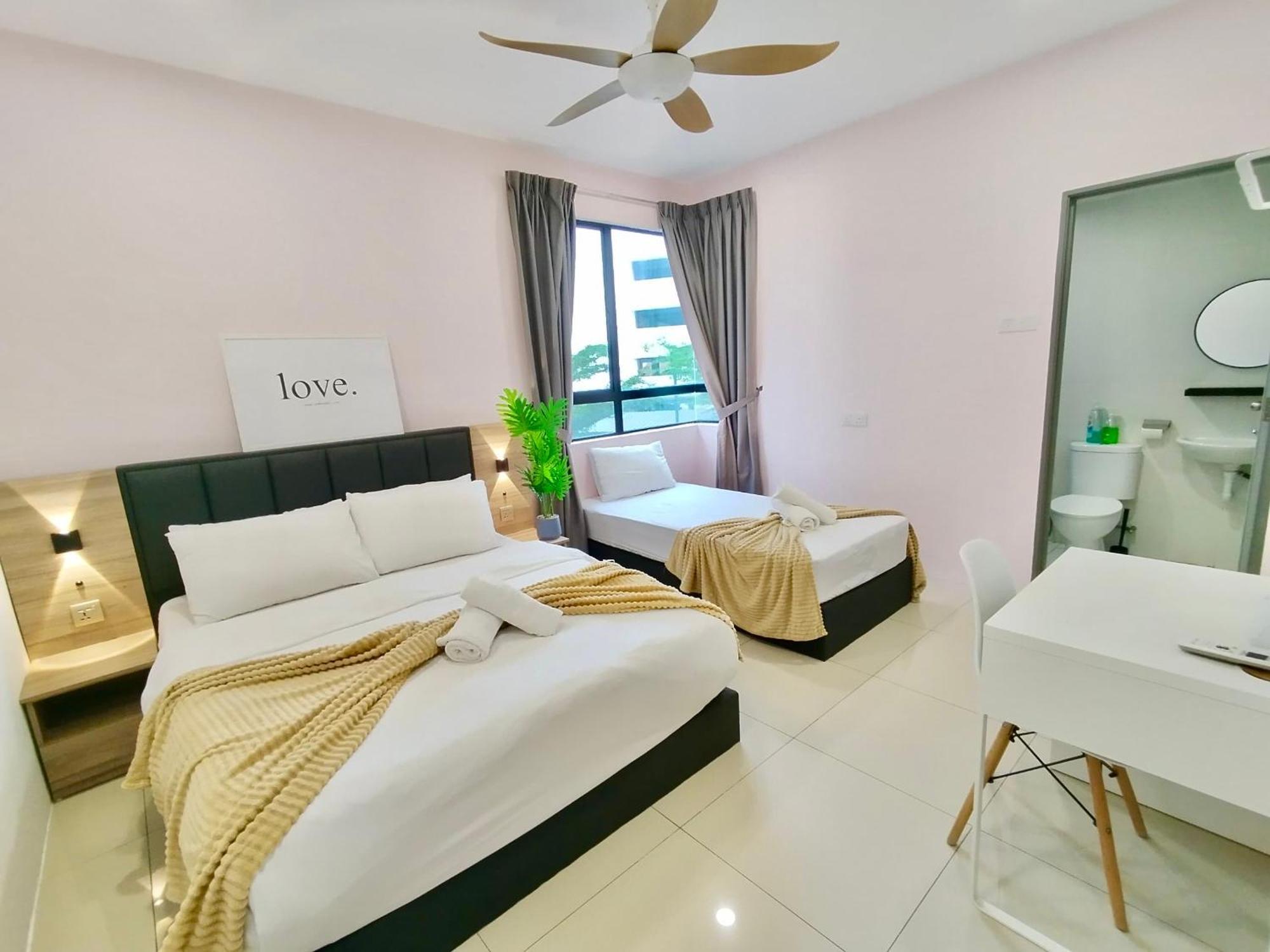 Ipoh Waterpark Manhattan Premium Suites By Iwh Suites Exterior photo